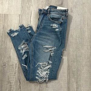 American Eagle Mom Jeans